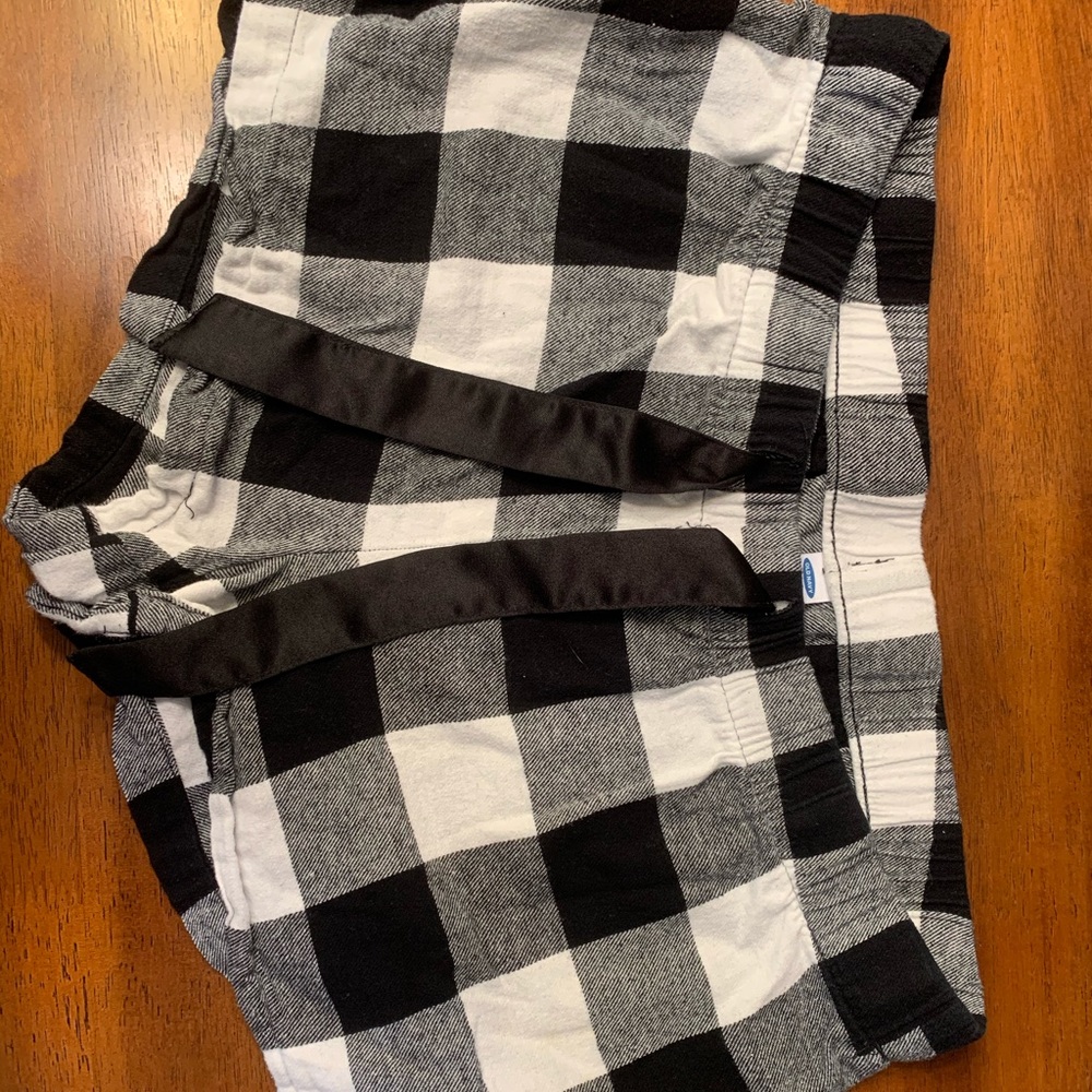 New checkered sleep shorts